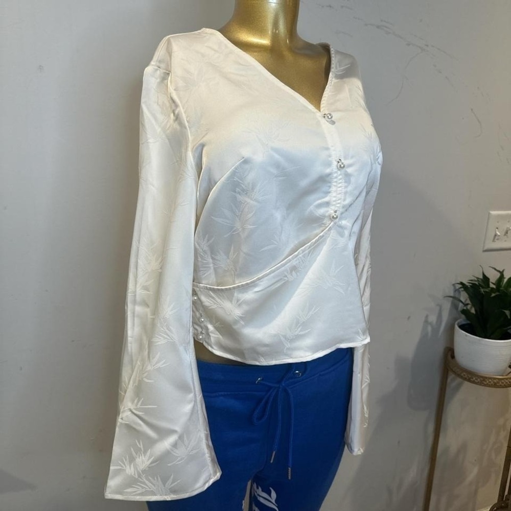 White blouse with floral embroidery and button front v neck bell sleeves LARGE